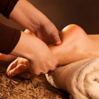 Professionelle Massage eines Fusses